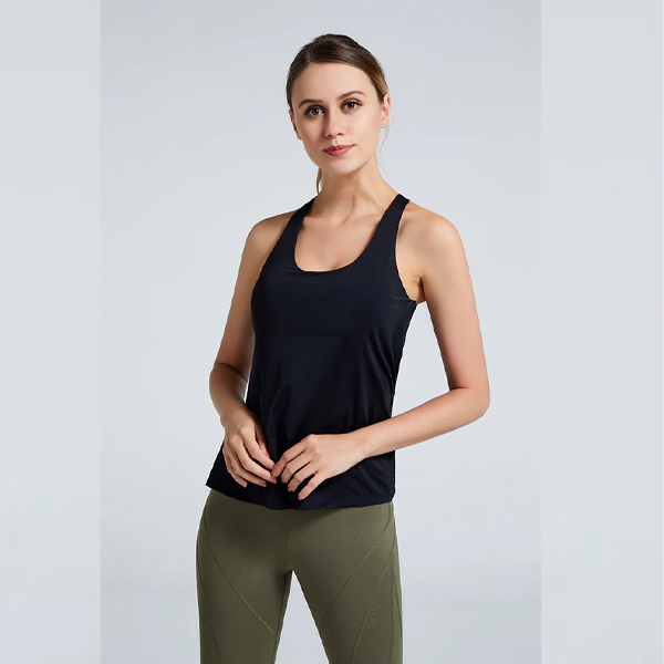 La Rouge’s Tank Tops for Women
